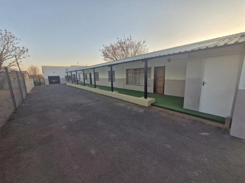 6 Bedroom Property for Sale in Vryburg North West